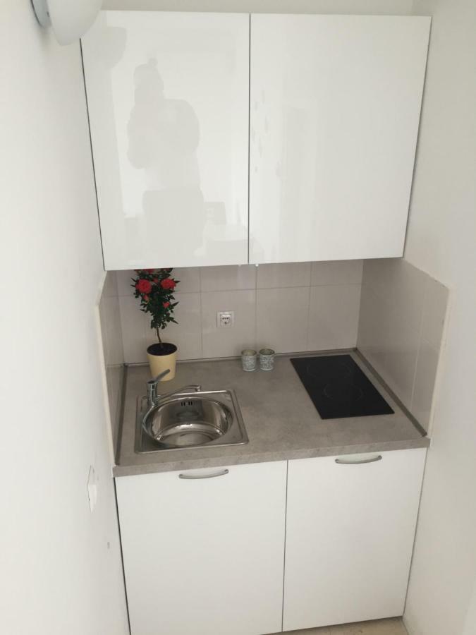 Apartments Leptiric Podstrana Eksteriør billede